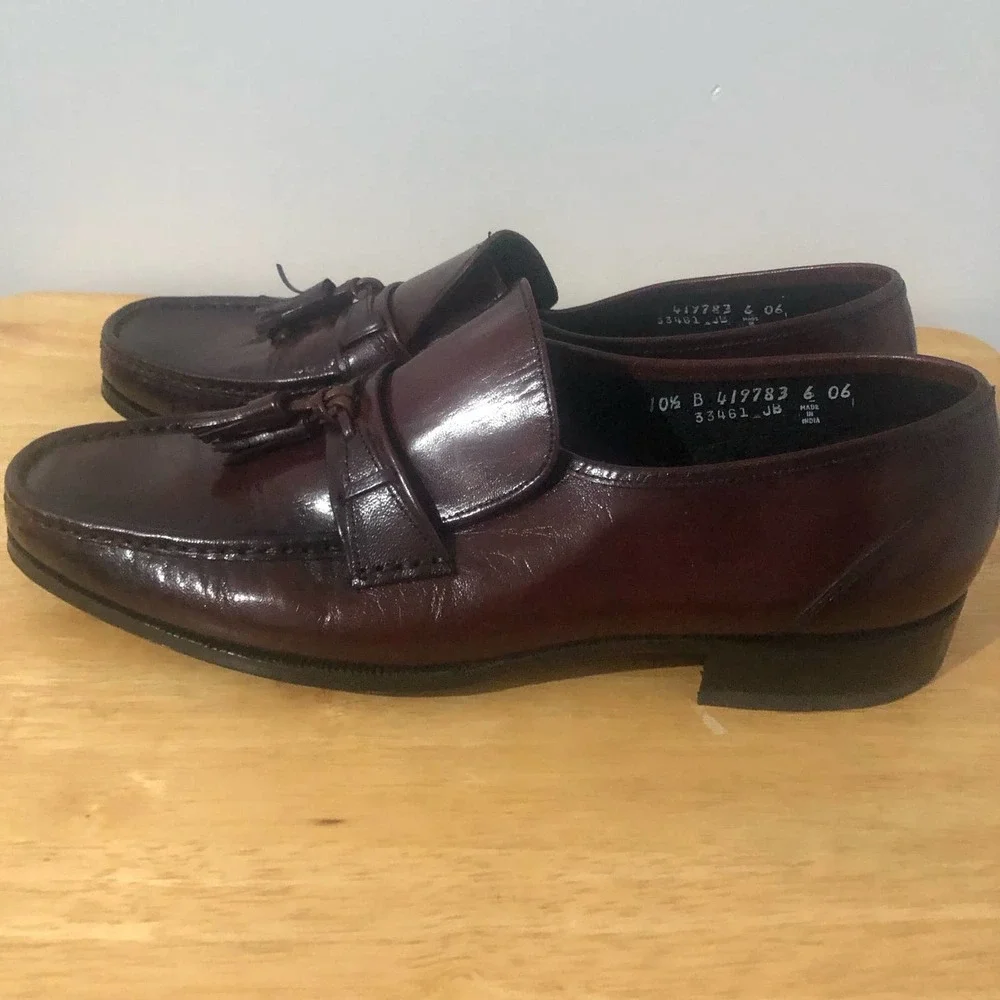 Florsheim Black Cherry Moc Toe Dress Loafer with Tassels | Men's Size 10.5B